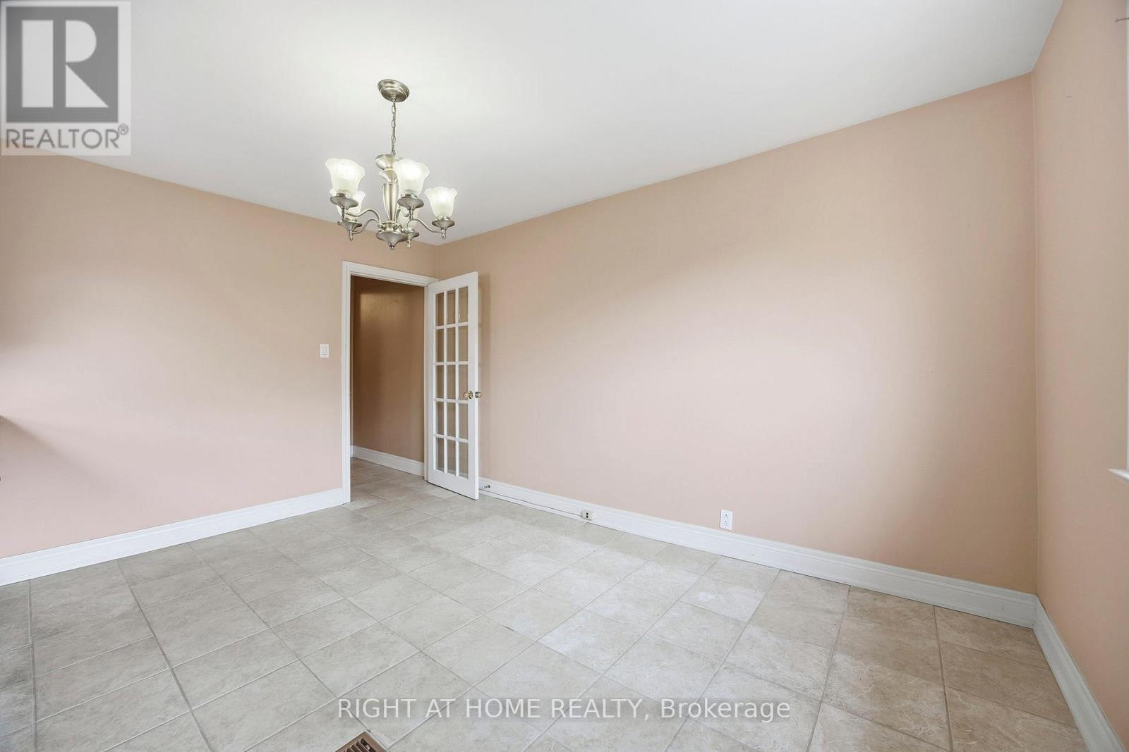81 Argyle Street, Toronto, Ontario  M6J 1N8 - Photo 19 - C13120296