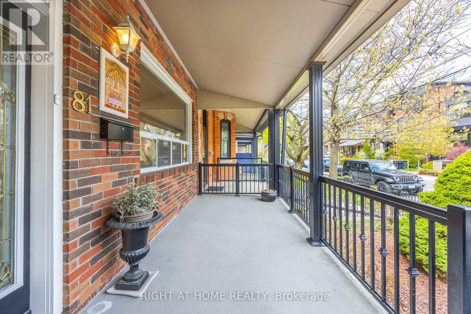 81 Argyle Street, Toronto, Ontario  M6J 1N8 - Photo 3 - C13120296