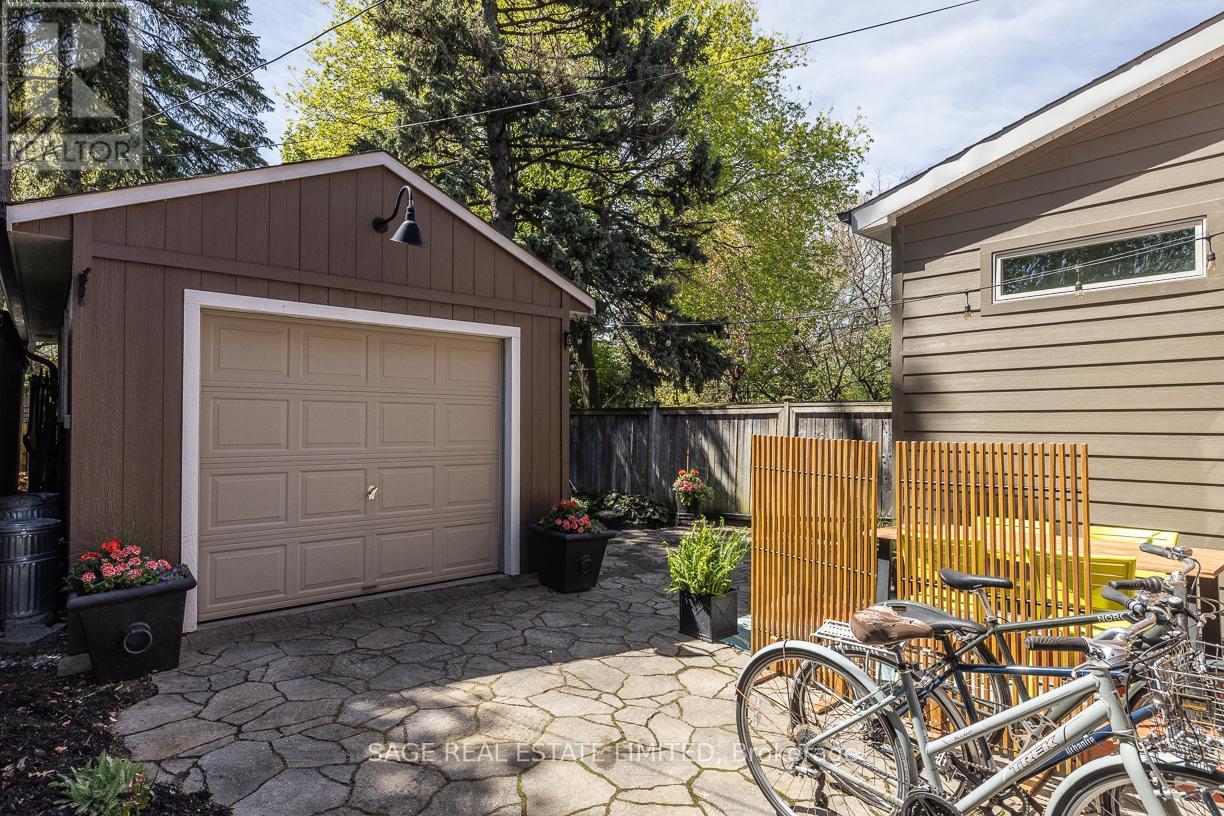 173 Melrose Avenue, Toronto, Ontario  M5M 1Y9 - Photo 3 - C13120370