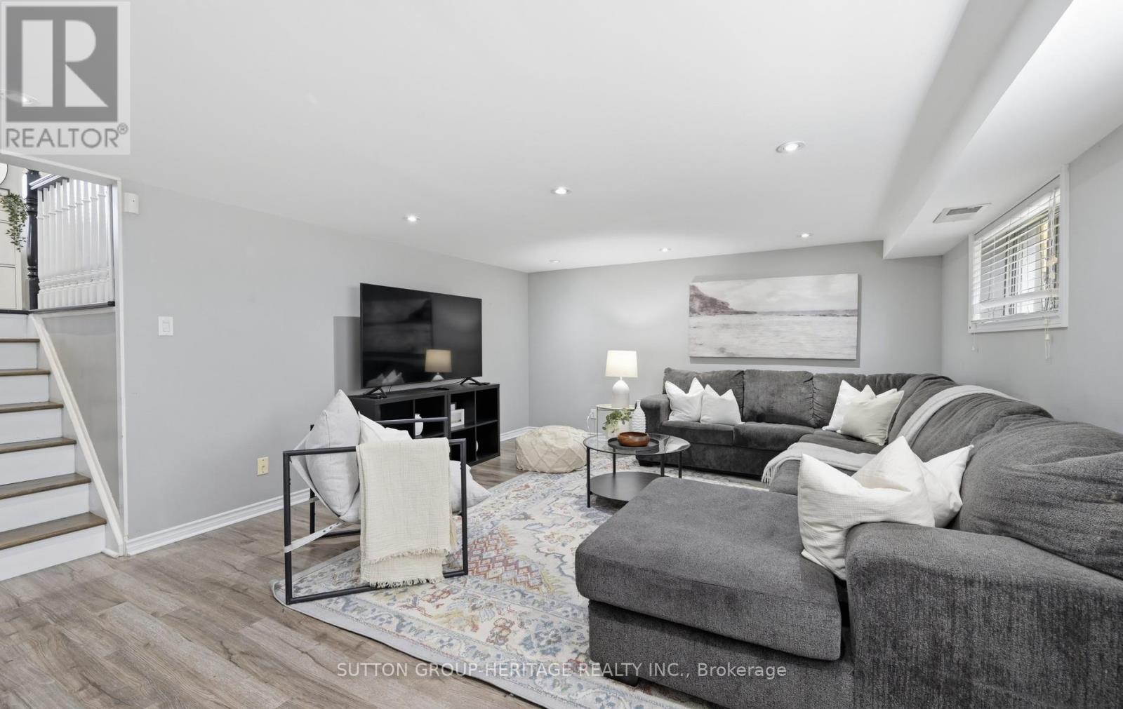 919 Bayview Avenue, Whitby, Ontario  L1N 1E2 - Photo 31 - E13120394