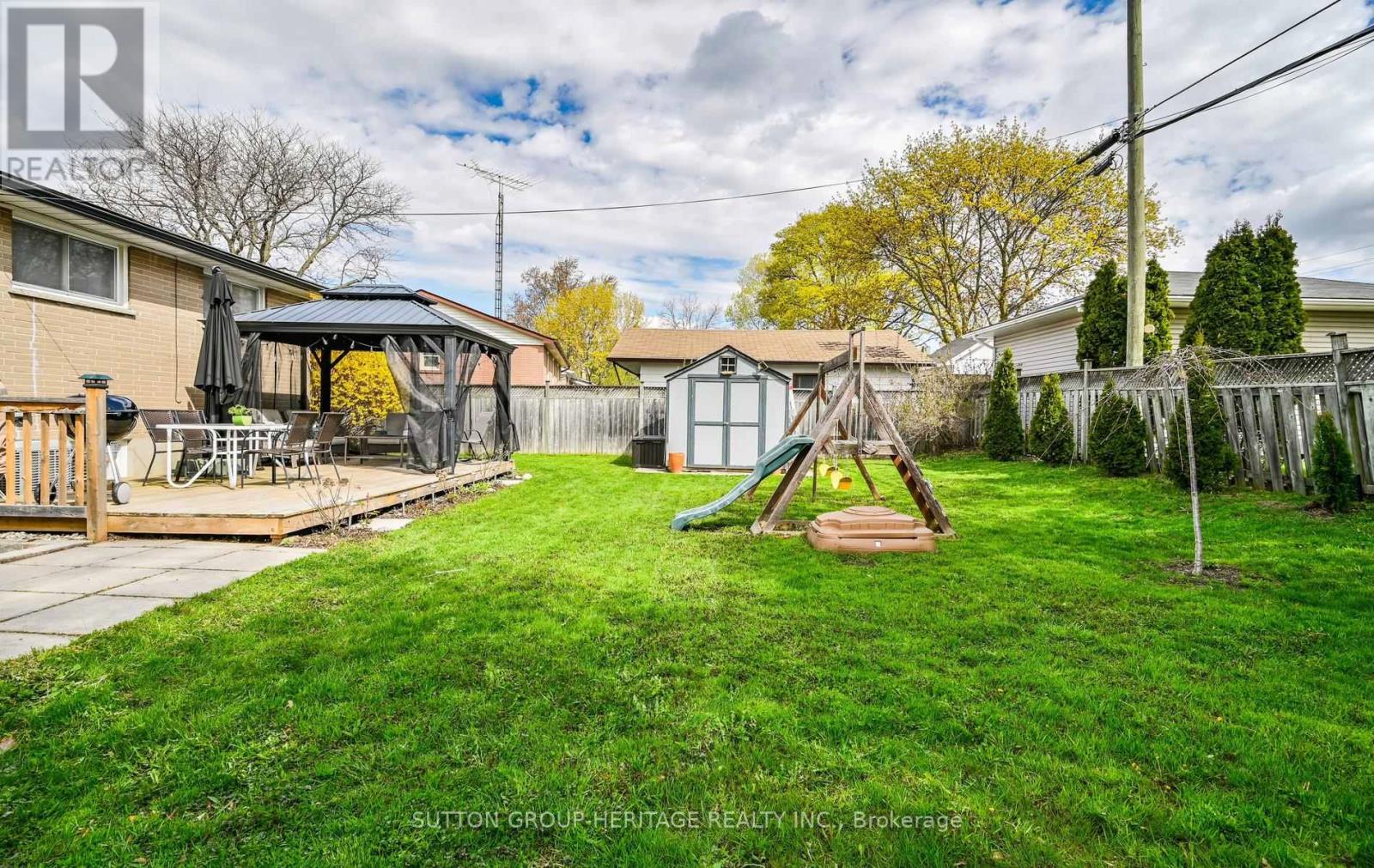 919 Bayview Avenue, Whitby, Ontario  L1N 1E2 - Photo 41 - E13120394
