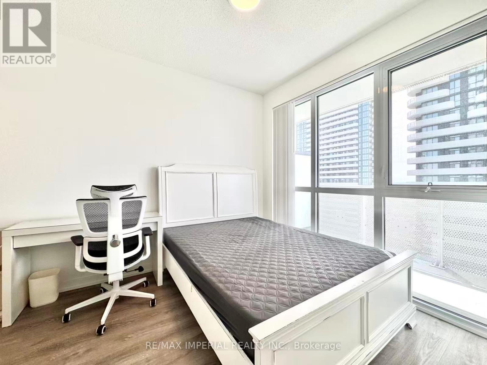 1901 - 8 Interchange Way, Vaughan (Vaughan Corporate Centre), Ontario  L4K 0R2 - Photo 10 - N13120316