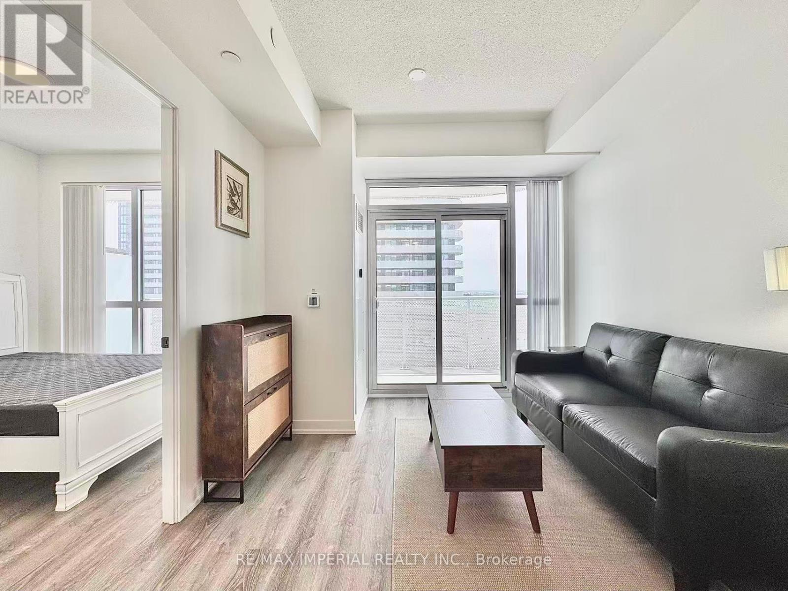 1901 - 8 Interchange Way, Vaughan (Vaughan Corporate Centre), Ontario  L4K 0R2 - Photo 7 - N13120316