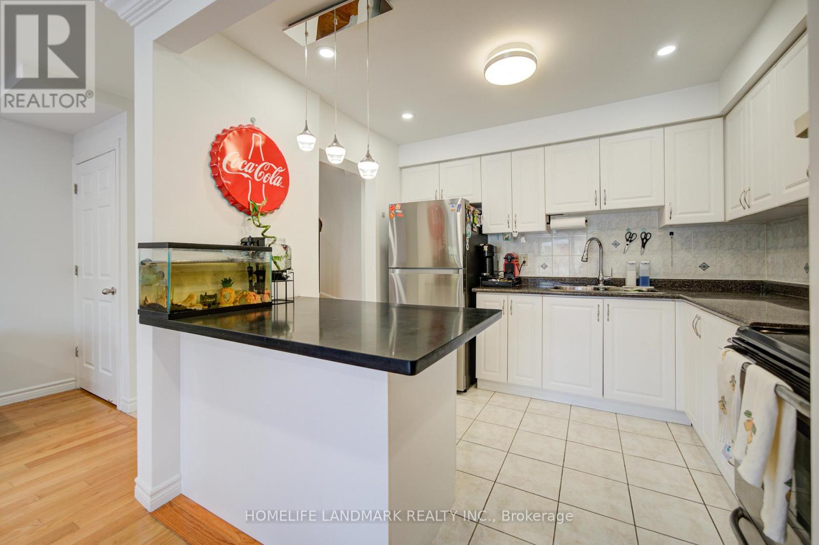 44 Duxford Crescent, Markham, Ontario  L3R 7A9 - Photo 16 - N13120326