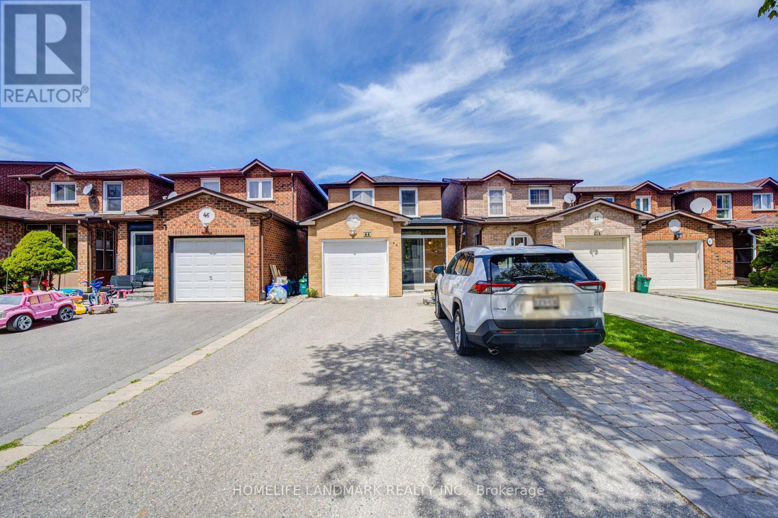 44 Duxford Crescent, Markham, Ontario  L3R 7A9 - Photo 2 - N13120326