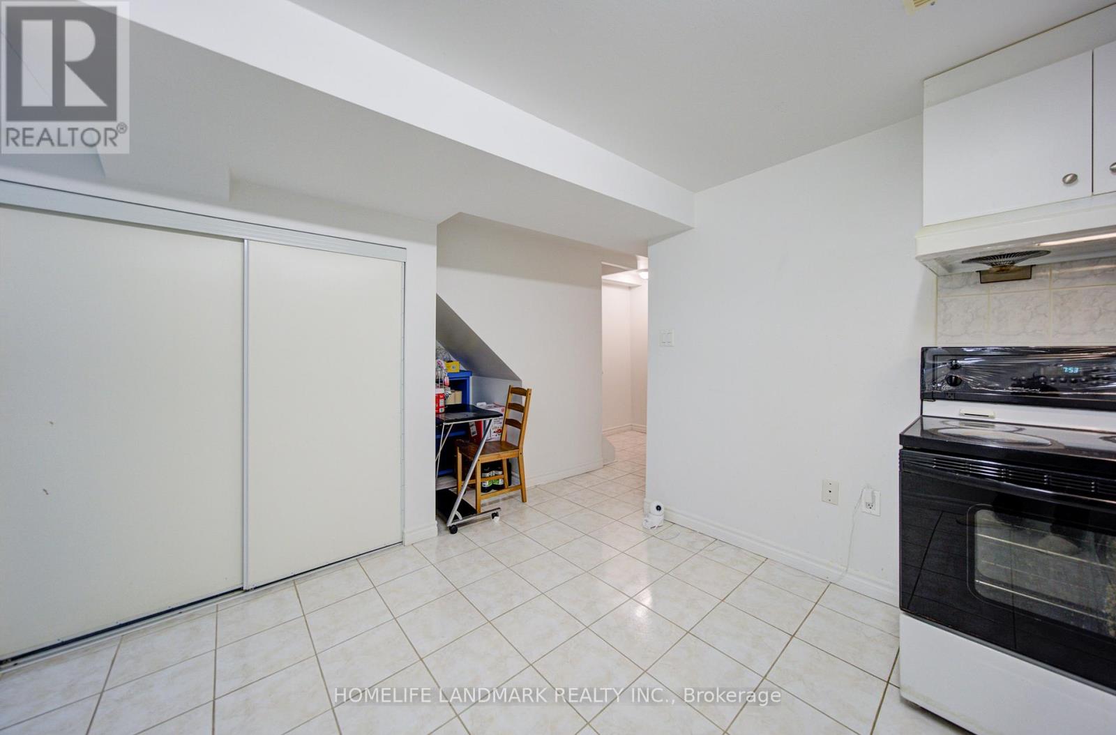 44 Duxford Crescent, Markham, Ontario  L3R 7A9 - Photo 29 - N13120326