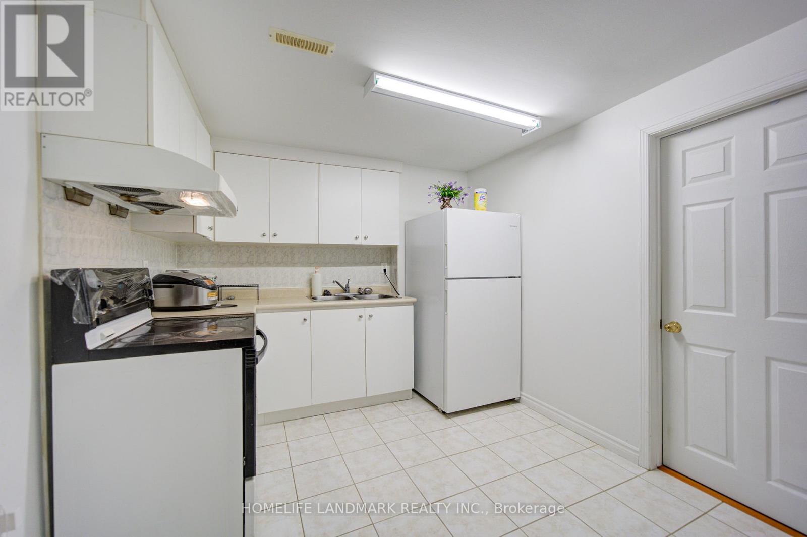 44 Duxford Crescent, Markham, Ontario  L3R 7A9 - Photo 31 - N13120326
