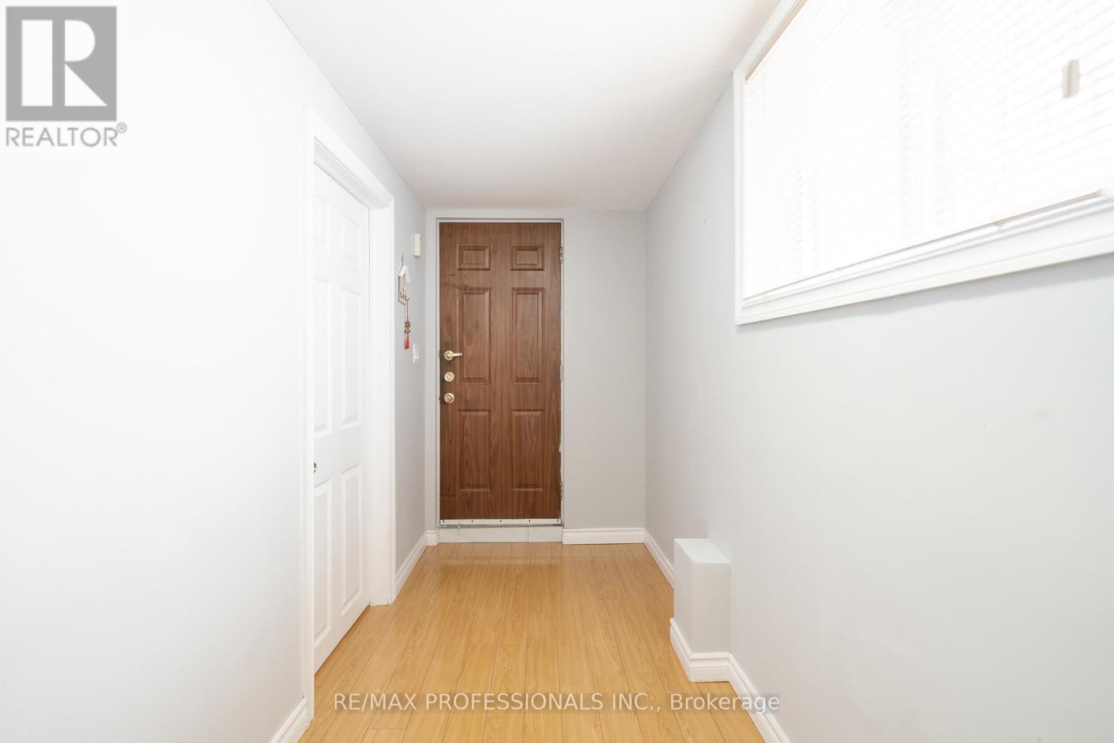 Bsmt - 35a Bowie Avenue, Toronto, Ontario  M6E 2P2 - Photo 3 - W13120300
