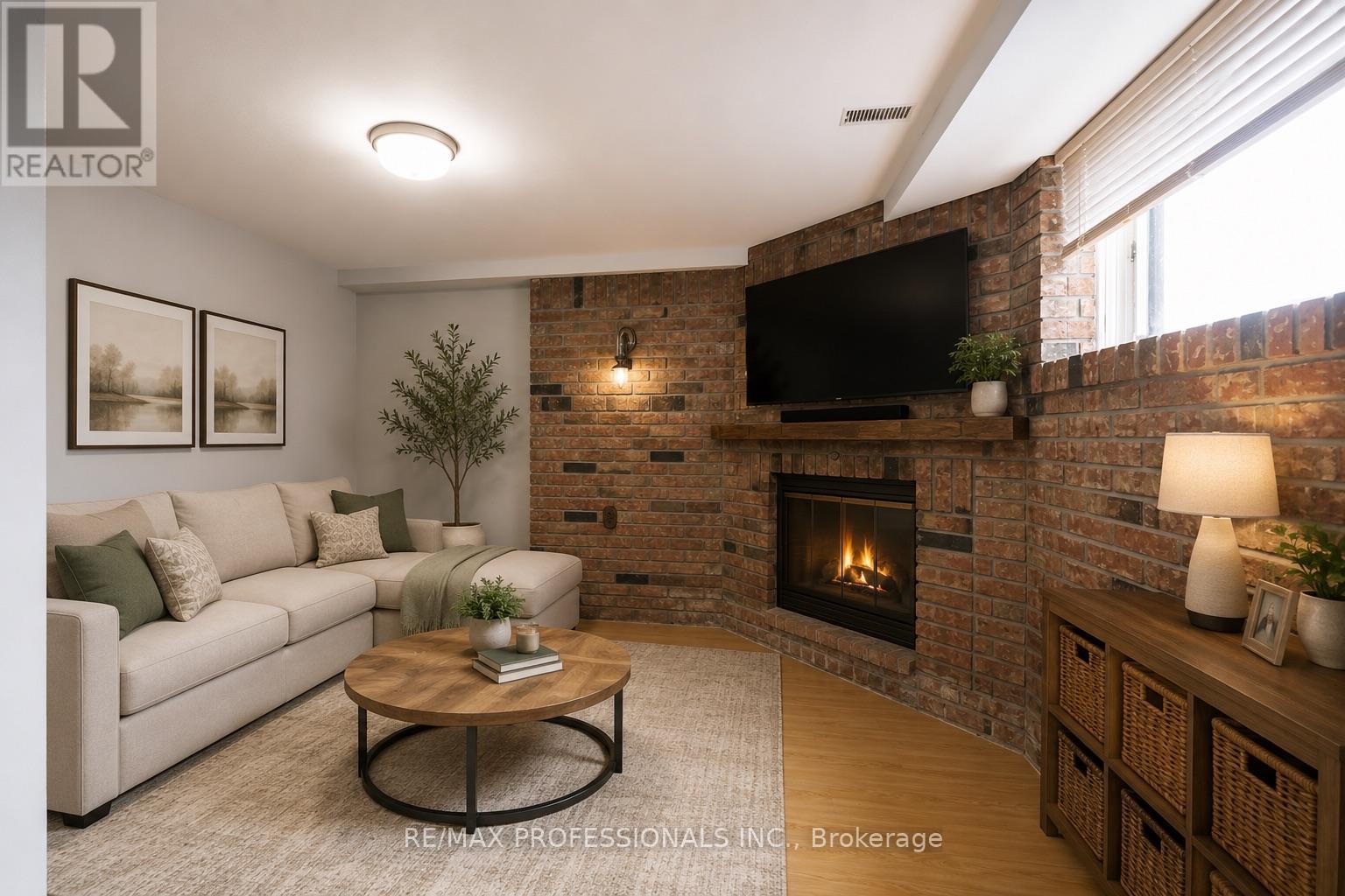 Bsmt - 35a Bowie Avenue, Toronto, Ontario  M6E 2P2 - Photo 6 - W13120300