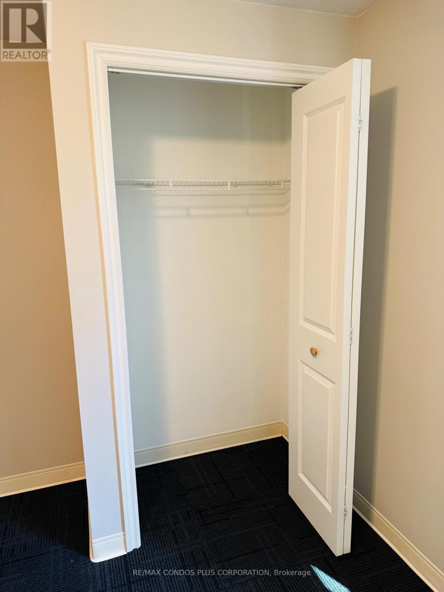 Bsmt - 5 Thirty-Fifth Street, Toronto, Ontario  M8W 3J6 - Photo 11 - W13120366