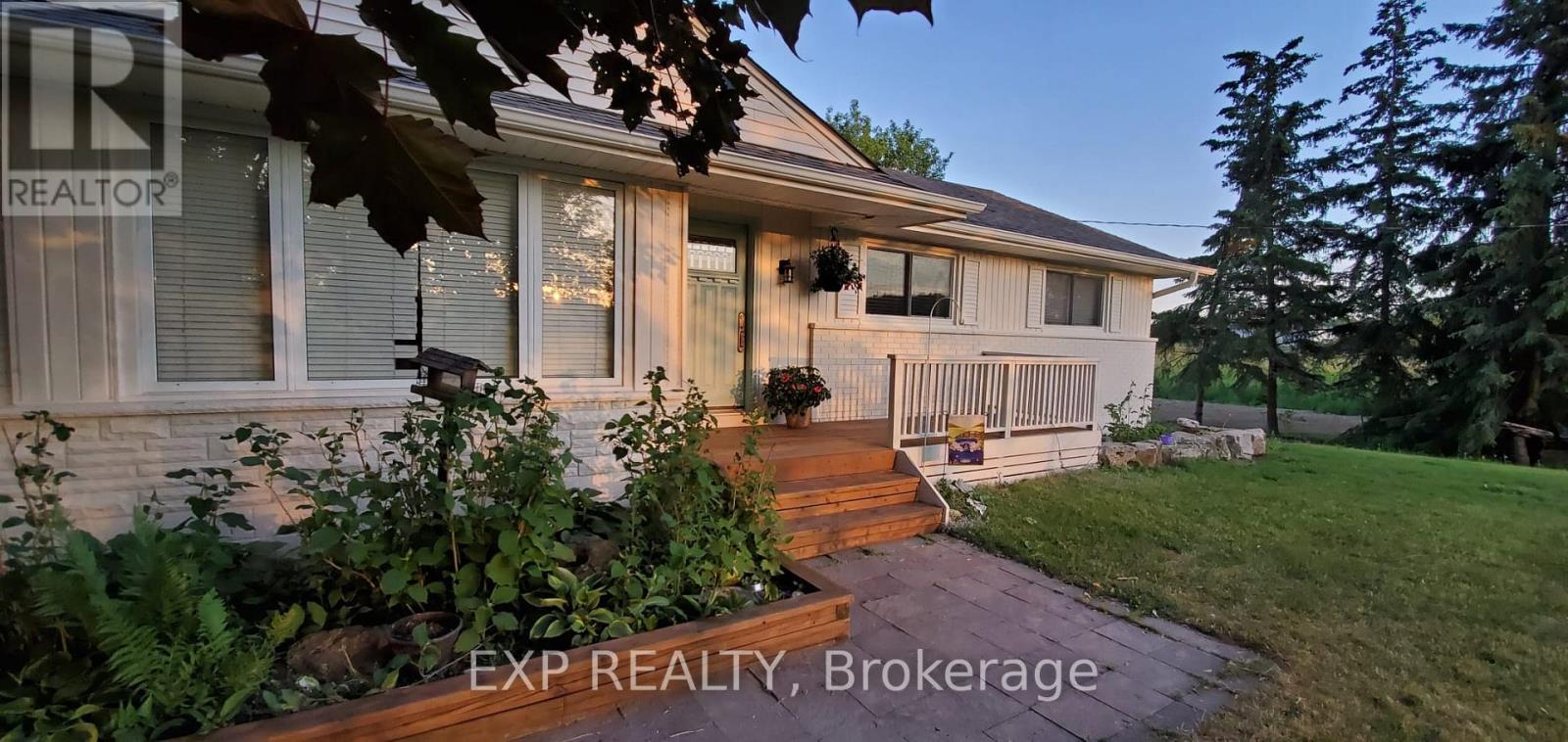 2724 8 SIDE ROAD, Burlington, Ontario