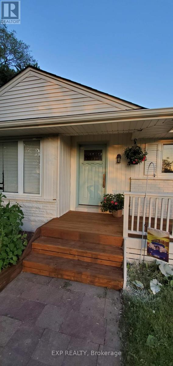 2724 8 Side Road, Burlington, Ontario  L7P 0E6 - Photo 3 - W13120382