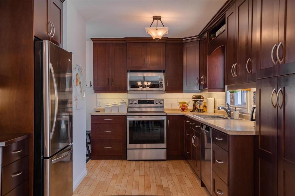 570 Willow Crescent, Steinbach, Manitoba  R5G 0K1 - Photo 4 - 202610264