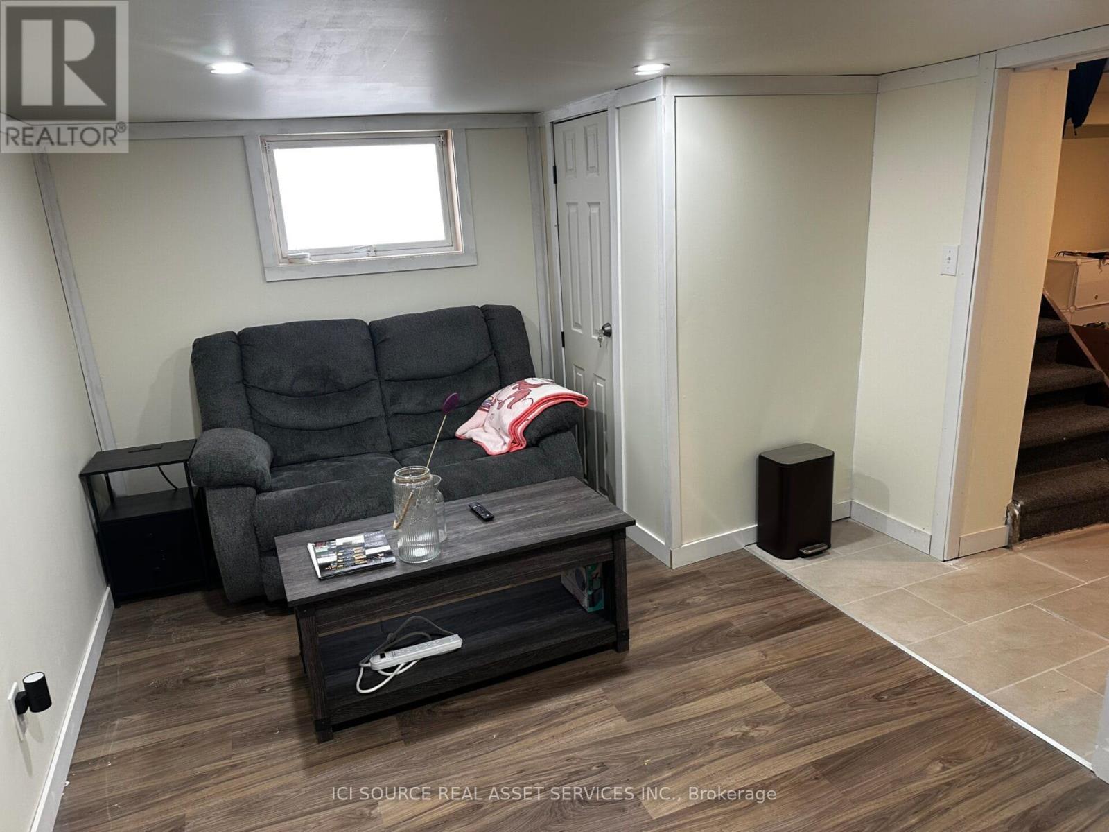 Room 1 - 1043 Lena Avenue, Windsor, Ontario  N9C 3K3 - Photo 13 - X13120364
