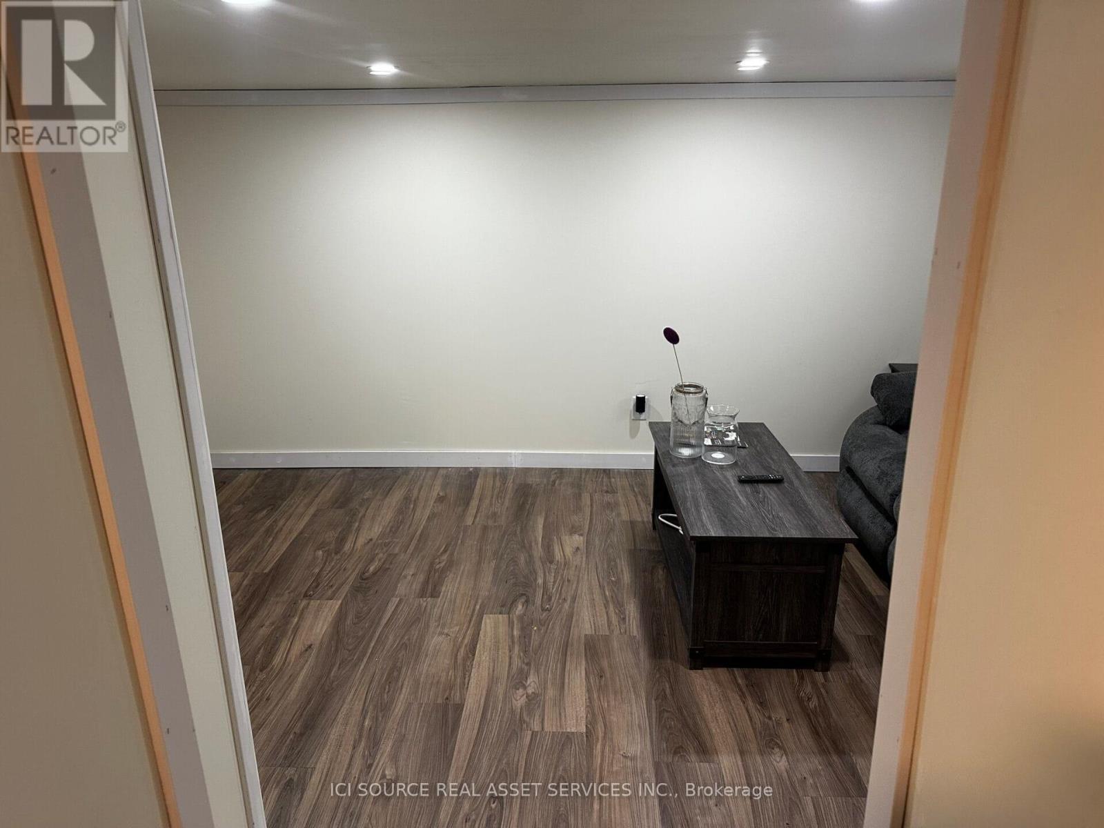 Room 1 - 1043 Lena Avenue, Windsor, Ontario  N9C 3K3 - Photo 15 - X13120364