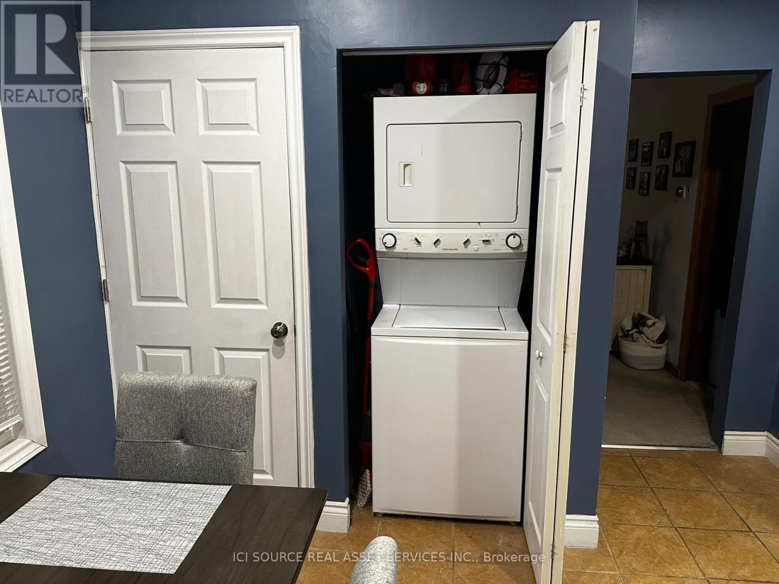 Room 1 - 1043 Lena Avenue, Windsor, Ontario  N9C 3K3 - Photo 8 - X13120364