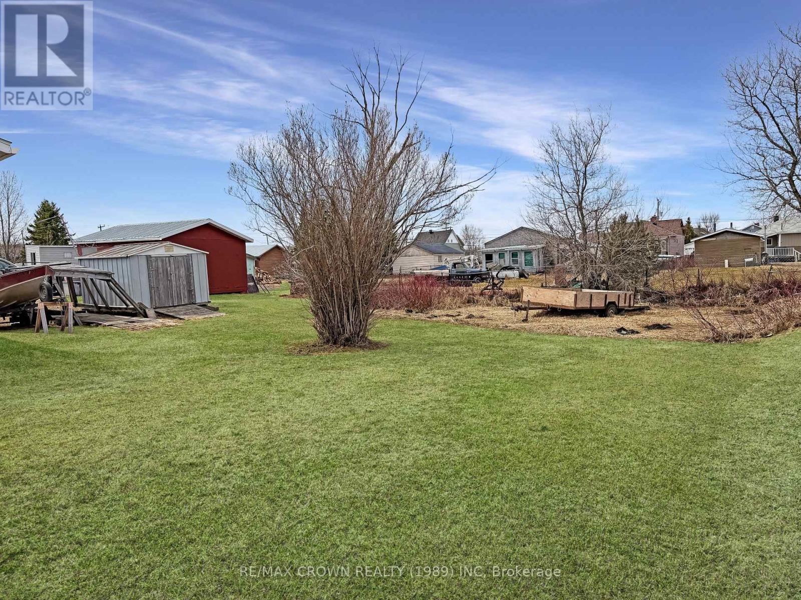 16 Lasalle Avenue, Kapuskasing, Ontario  P5N 2R7 - Photo 3 - T12786350