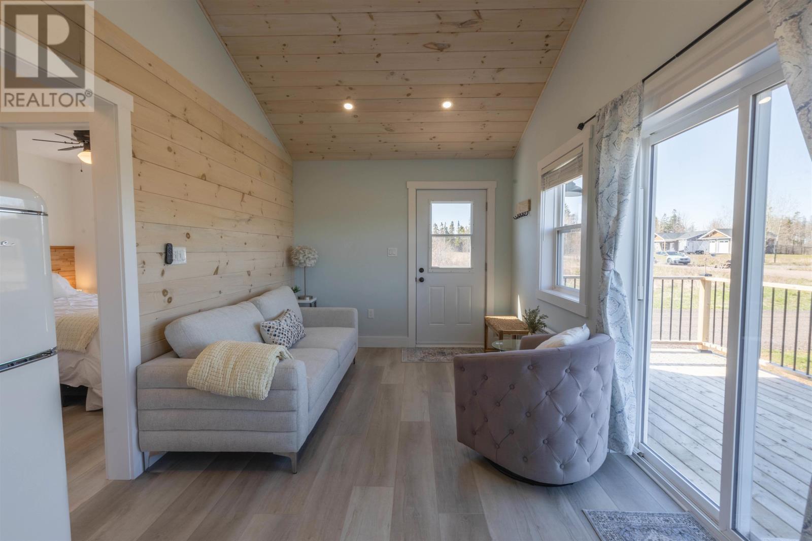 543 Ives Point, Miscouche, Prince Edward Island  C0B 1T0 - Photo 10 - 202610395