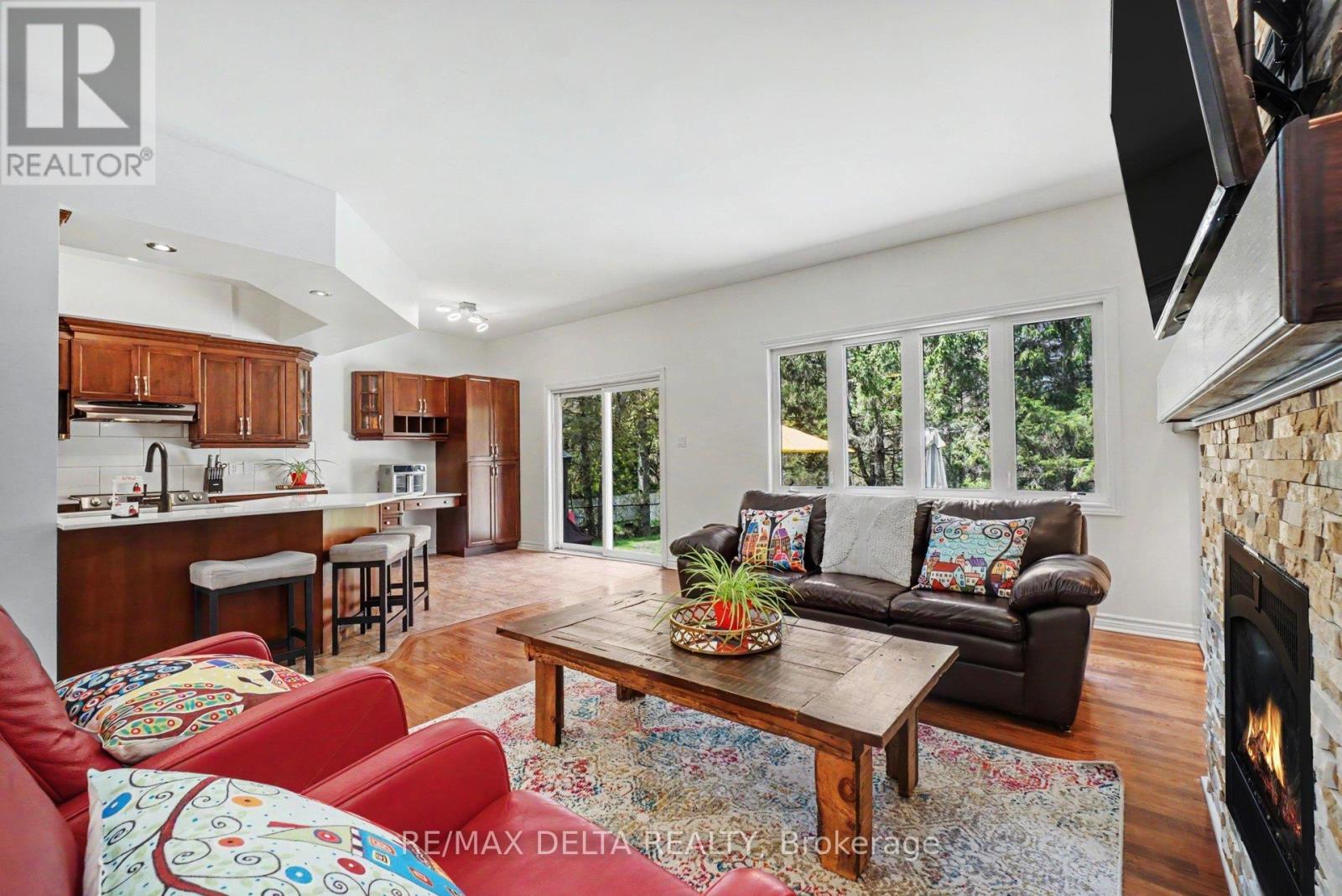 2329 Old Highway 17 Highway, Clarence-Rockland, Ontario  K4K 1K7 - Photo 12 - X13120458