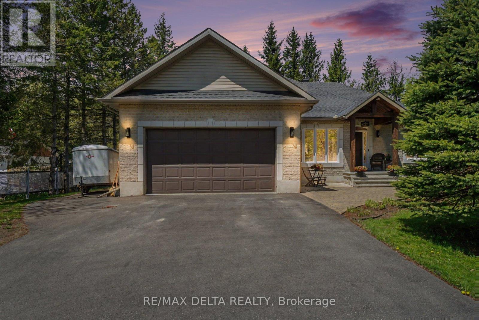 2329 Old Highway 17 Highway, Clarence-Rockland, Ontario  K4K 1K7 - Photo 2 - X13120458