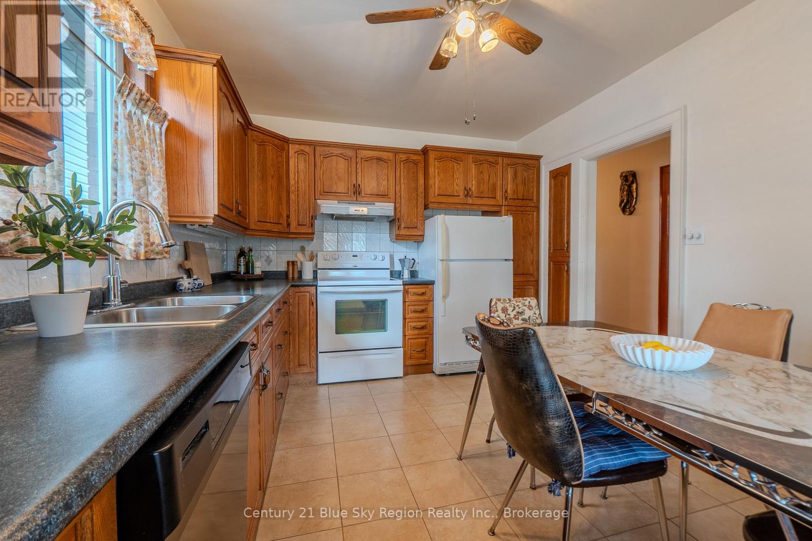137 Second Avenue E, North Bay, Ontario  P1B 1L3 - Photo 17 - X13117704