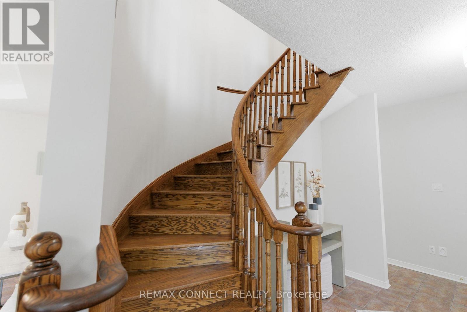 16 White Cedar Drive, Markham, Ontario  L3S 4B6 - Photo 18 - N13116868