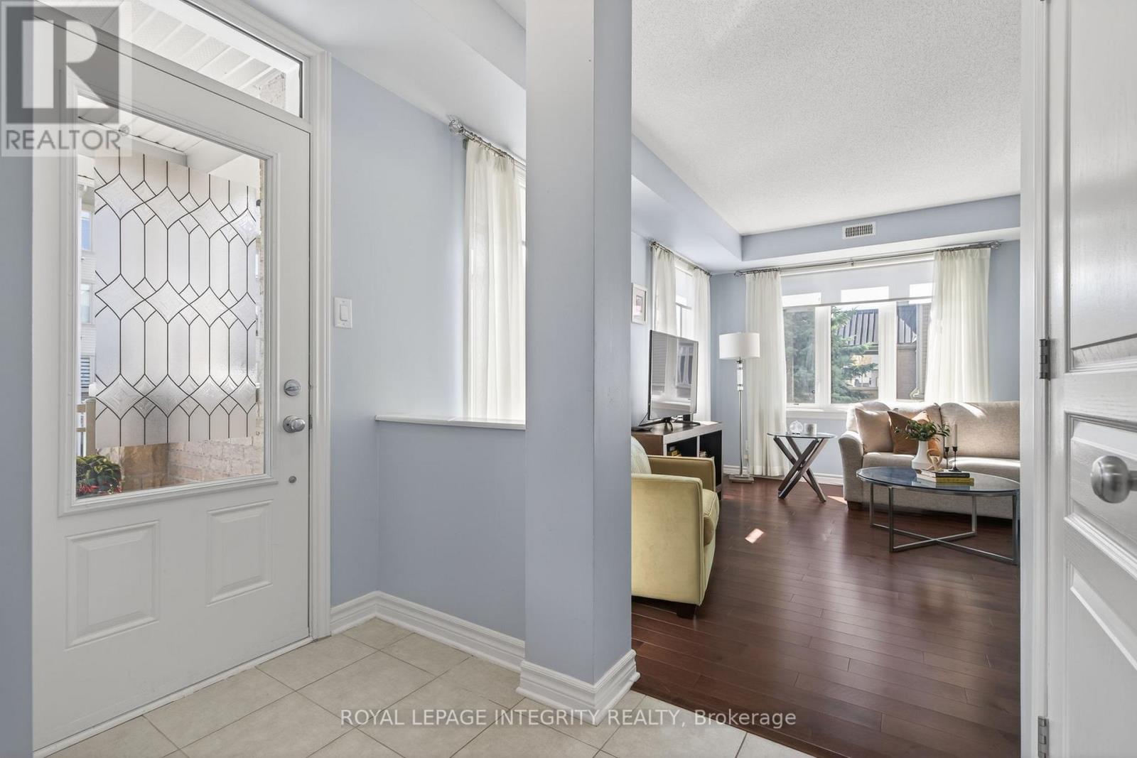 1007 Beryl Private, Ottawa, Ontario  K1V 2M4 - Photo 4 - X13103990