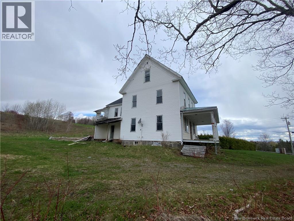 60 Beaconsfield Road, Beaconsfield, New Brunswick  E7H 1G1 - Photo 2 - NB139048