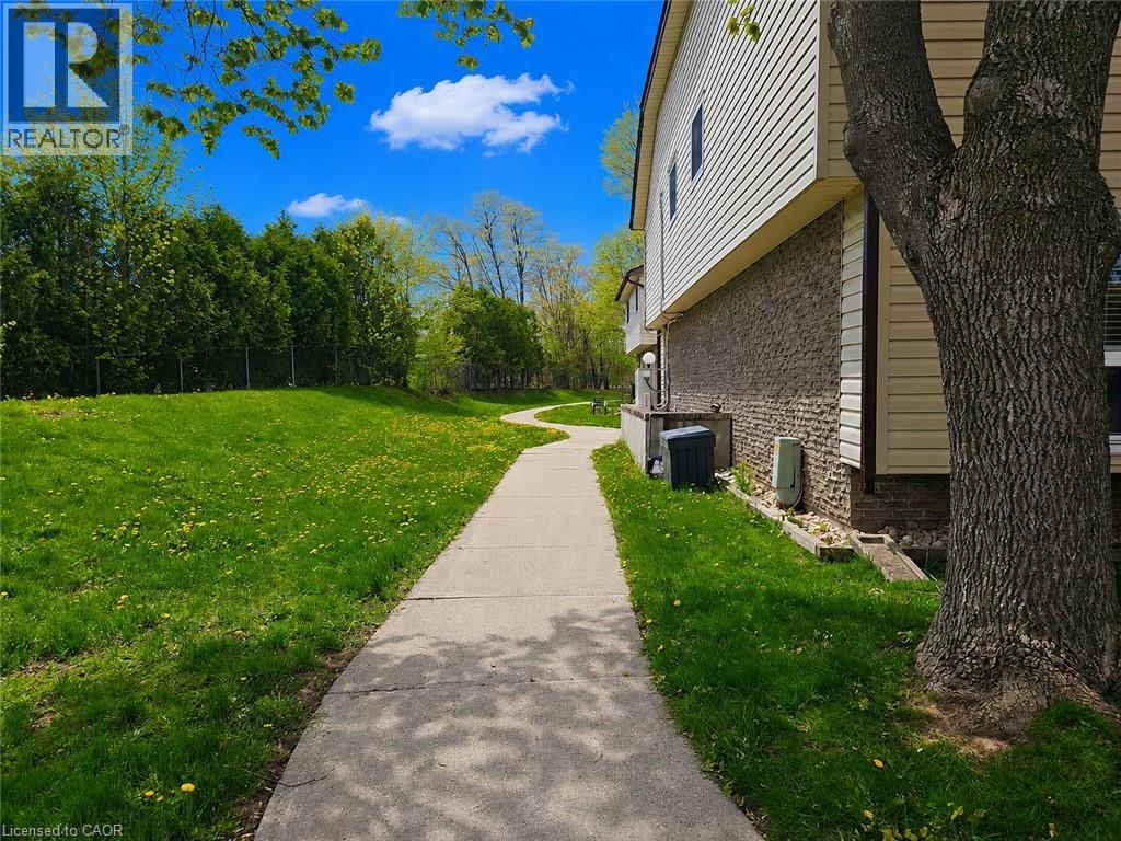 451 Albert Street Unit# 6, Waterloo, Ontario  N2L 5A7 - Photo 27 - 40828061