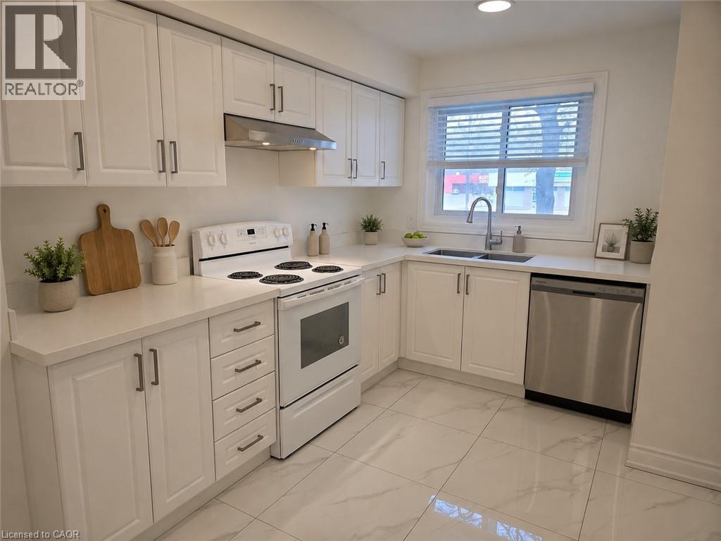 451 Albert Street Unit# 6, Waterloo, Ontario  N2L 5A7 - Photo 7 - 40828061