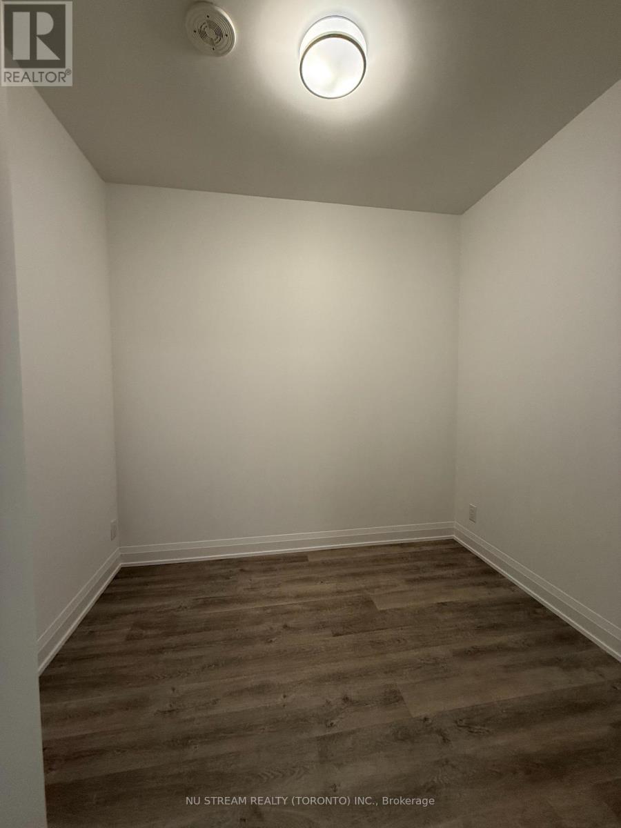 2210 - 65 Broadway Avenue, Toronto, Ontario  M4P 1T9 - Photo 9 - C13120500