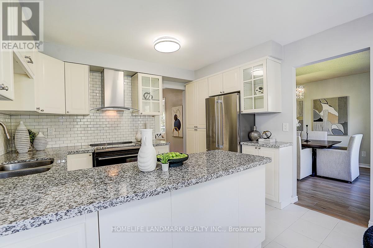 20 Lippincott Court, Richmond Hill, Ontario  L4C 7M4 - Photo 14 - N13120472