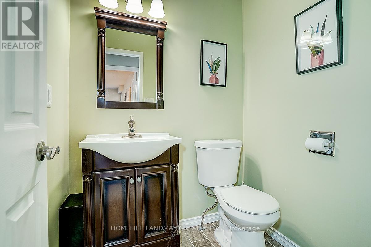 20 Lippincott Court, Richmond Hill, Ontario  L4C 7M4 - Photo 20 - N13120472