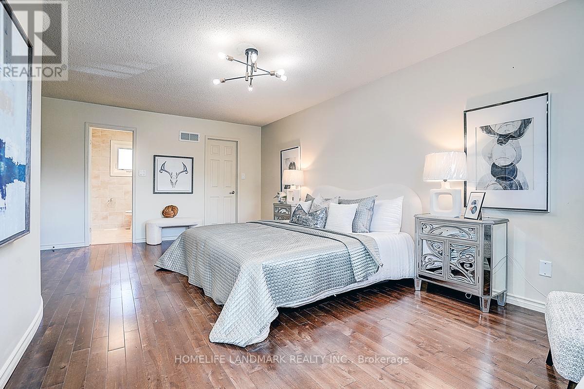 20 Lippincott Court, Richmond Hill, Ontario  L4C 7M4 - Photo 23 - N13120472