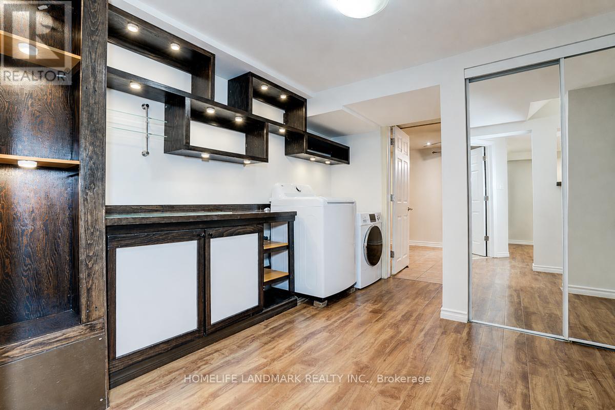 20 Lippincott Court, Richmond Hill, Ontario  L4C 7M4 - Photo 34 - N13120472