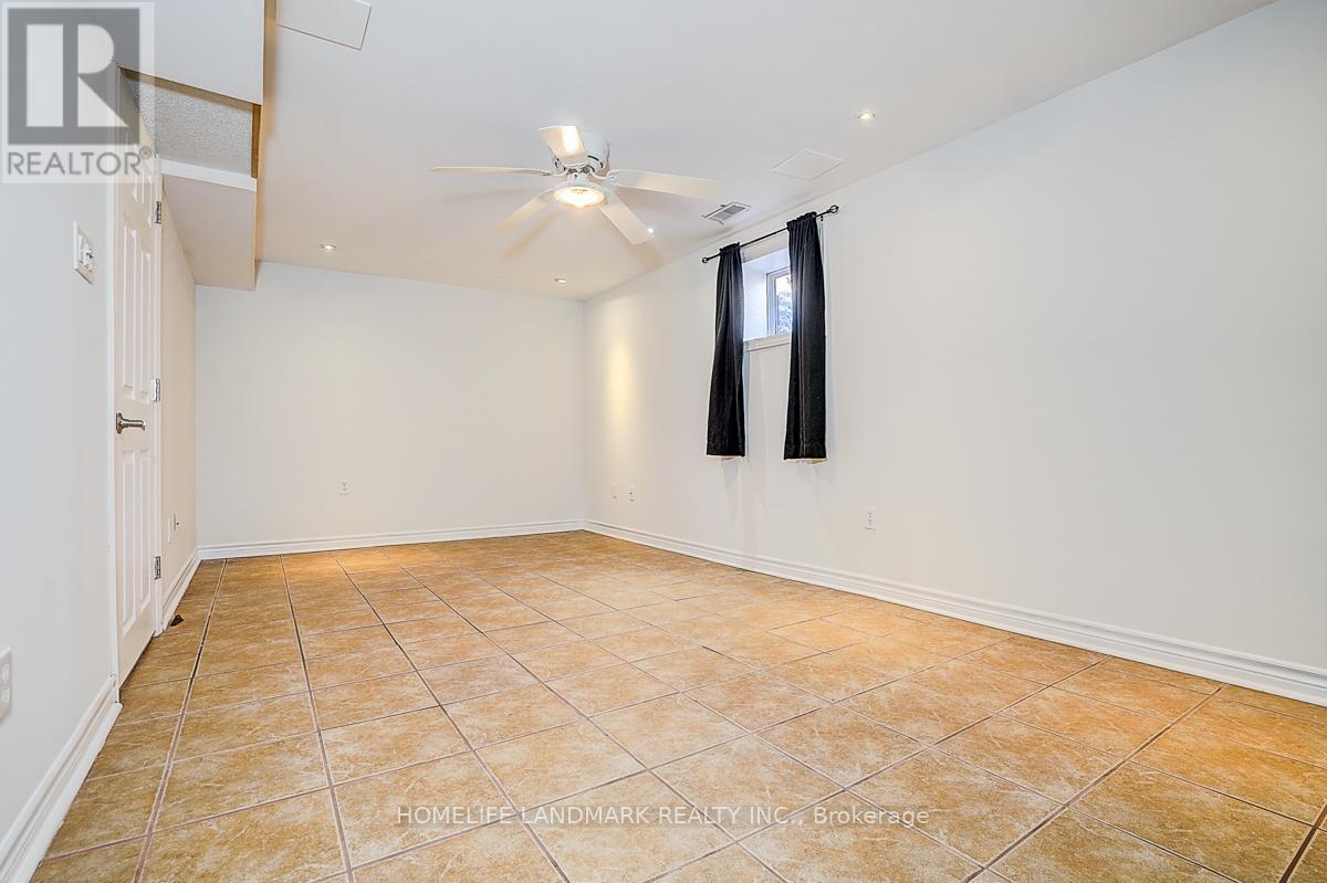 20 Lippincott Court, Richmond Hill, Ontario  L4C 7M4 - Photo 37 - N13120472