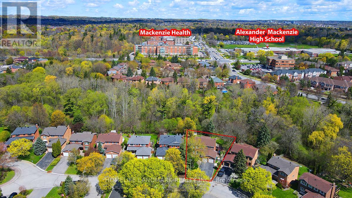 20 Lippincott Court, Richmond Hill, Ontario  L4C 7M4 - Photo 49 - N13120472
