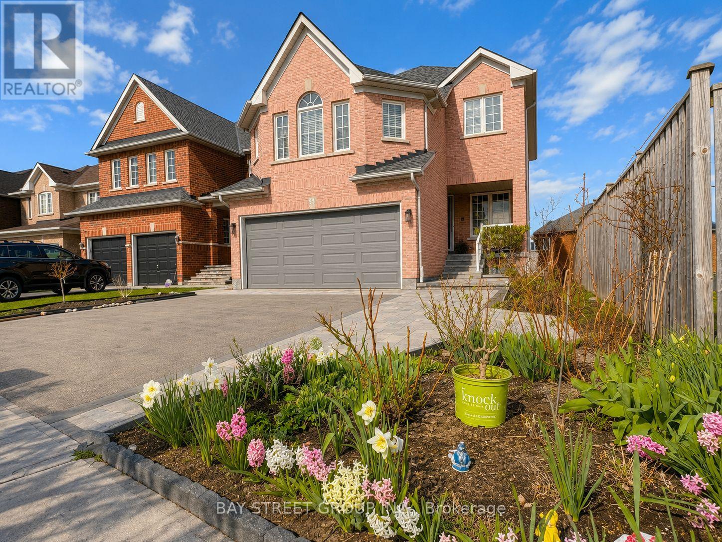 53 Mirando Street, Richmond Hill (Westbrook), Ontario  L4S 2W6 - Photo 2 - N13120474