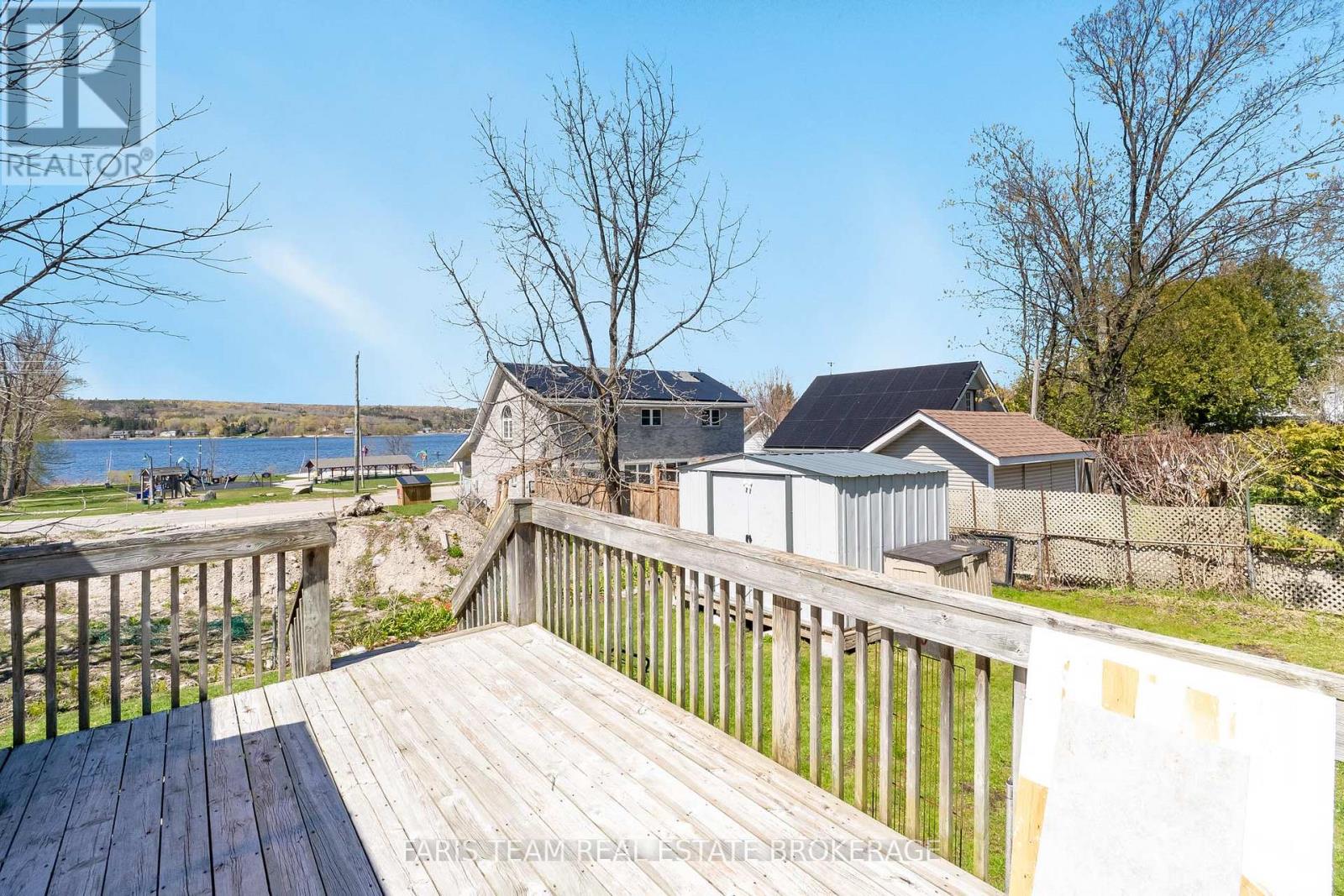 5 Scott Street, Penetanguishene, Ontario  L9M 1N1 - Photo 23 - S13120484