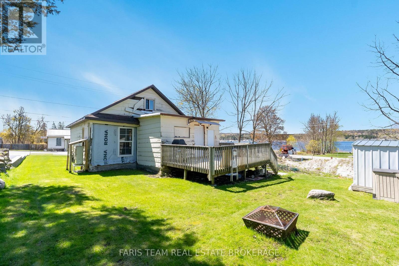 5 Scott Street, Penetanguishene, Ontario  L9M 1N1 - Photo 25 - S13120484