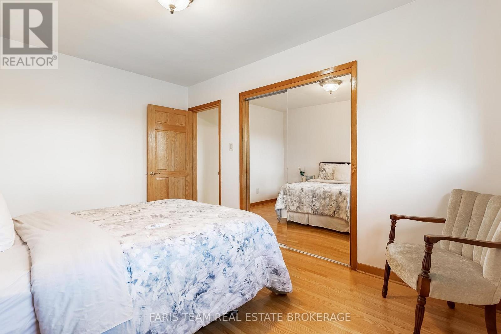 212 Grove Street E, Barrie (Wellington), Ontario  L4M 2P9 - Photo 13 - S13120496