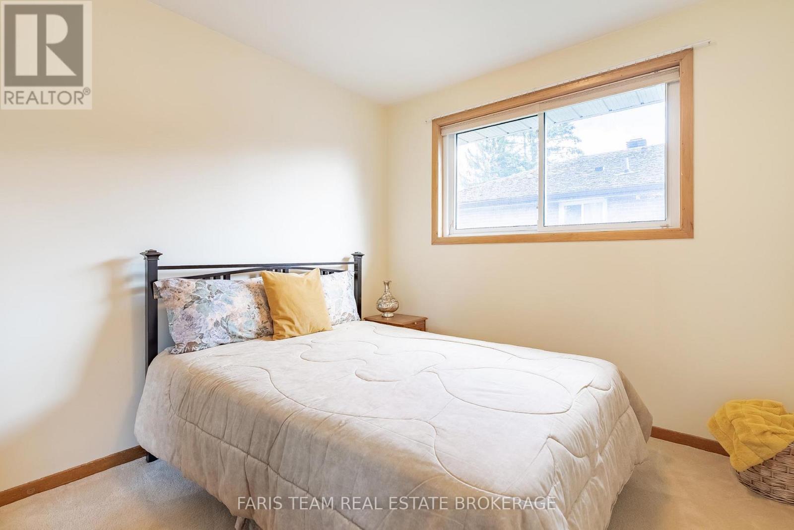 212 Grove Street E, Barrie (Wellington), Ontario  L4M 2P9 - Photo 14 - S13120496