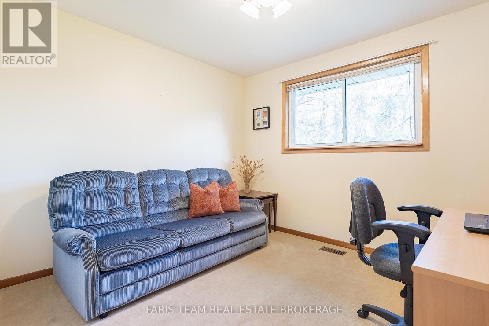 212 Grove Street E, Barrie (Wellington), Ontario  L4M 2P9 - Photo 16 - S13120496