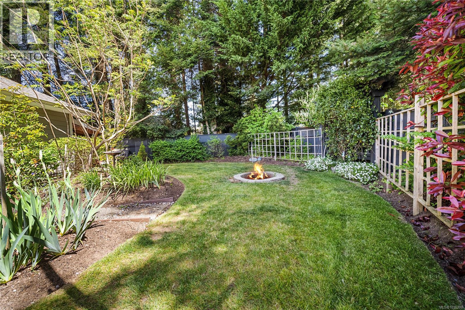100 Maryland Rd, Campbell River, British Columbia  V9W 8G2 - Photo 40 - 1036200