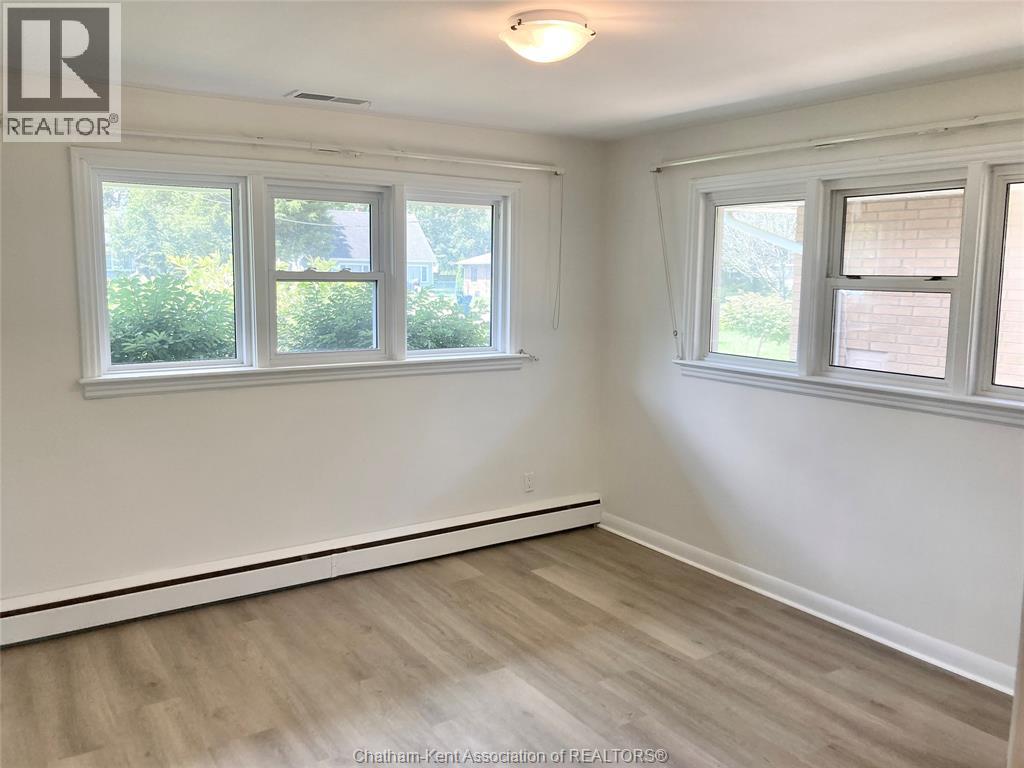 561 Lacroix Street, Chatham, Ontario  N7M 2X3 - Photo 24 - 26010974