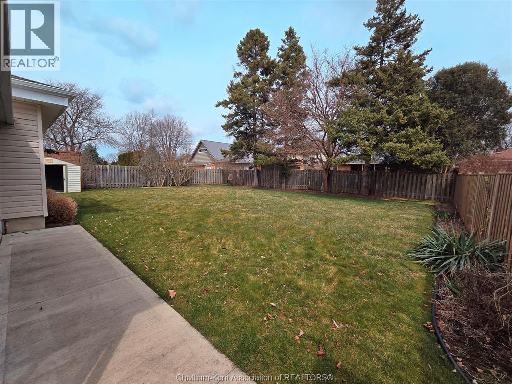 561 Lacroix Street, Chatham, Ontario  N7M 2X3 - Photo 32 - 26010974