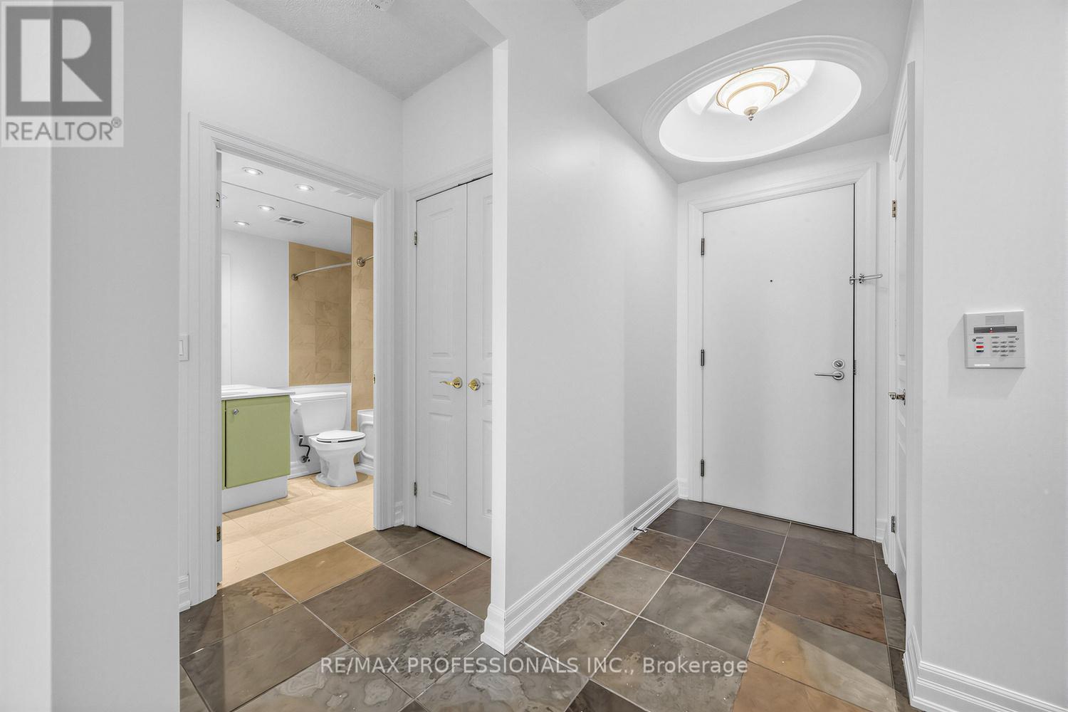 1202 - 2087 Lake Shore Boulevard W, Toronto, Ontario  M8V 4G3 - Photo 22 - W13120450