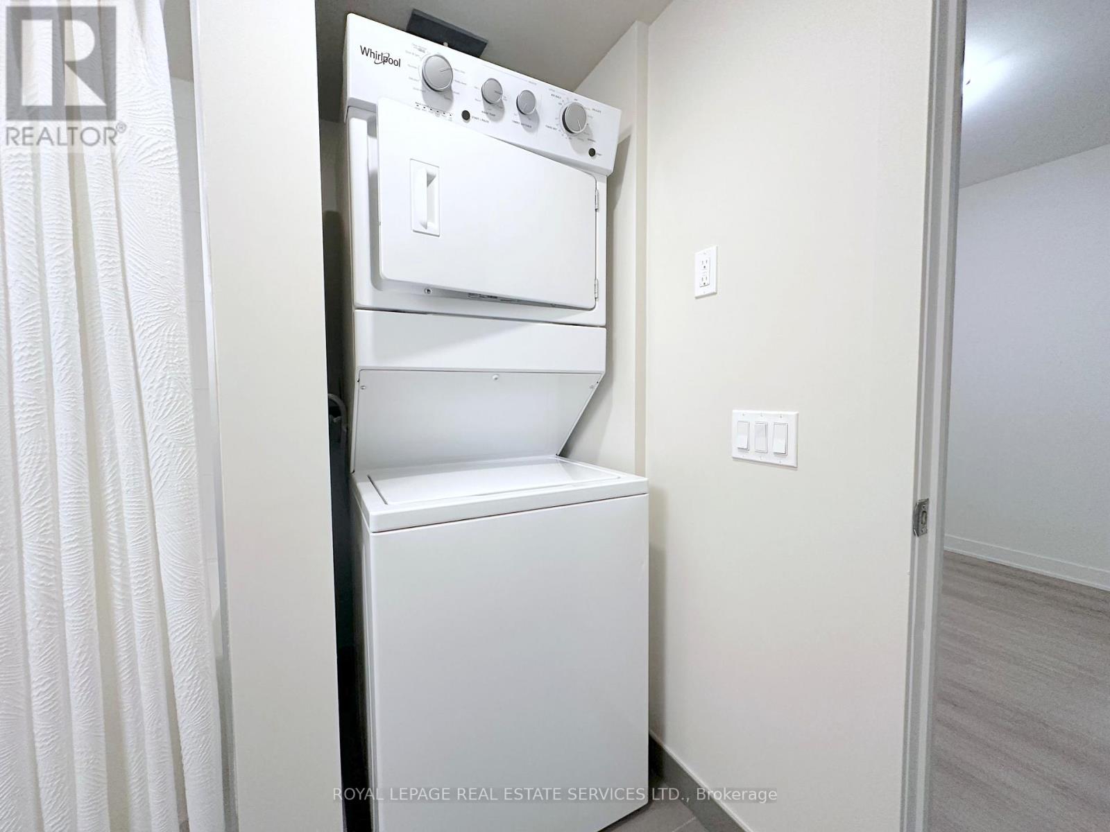 301 - 3385 Dundas Street W, Toronto, Ontario  M6S 2S2 - Photo 13 - W13120494