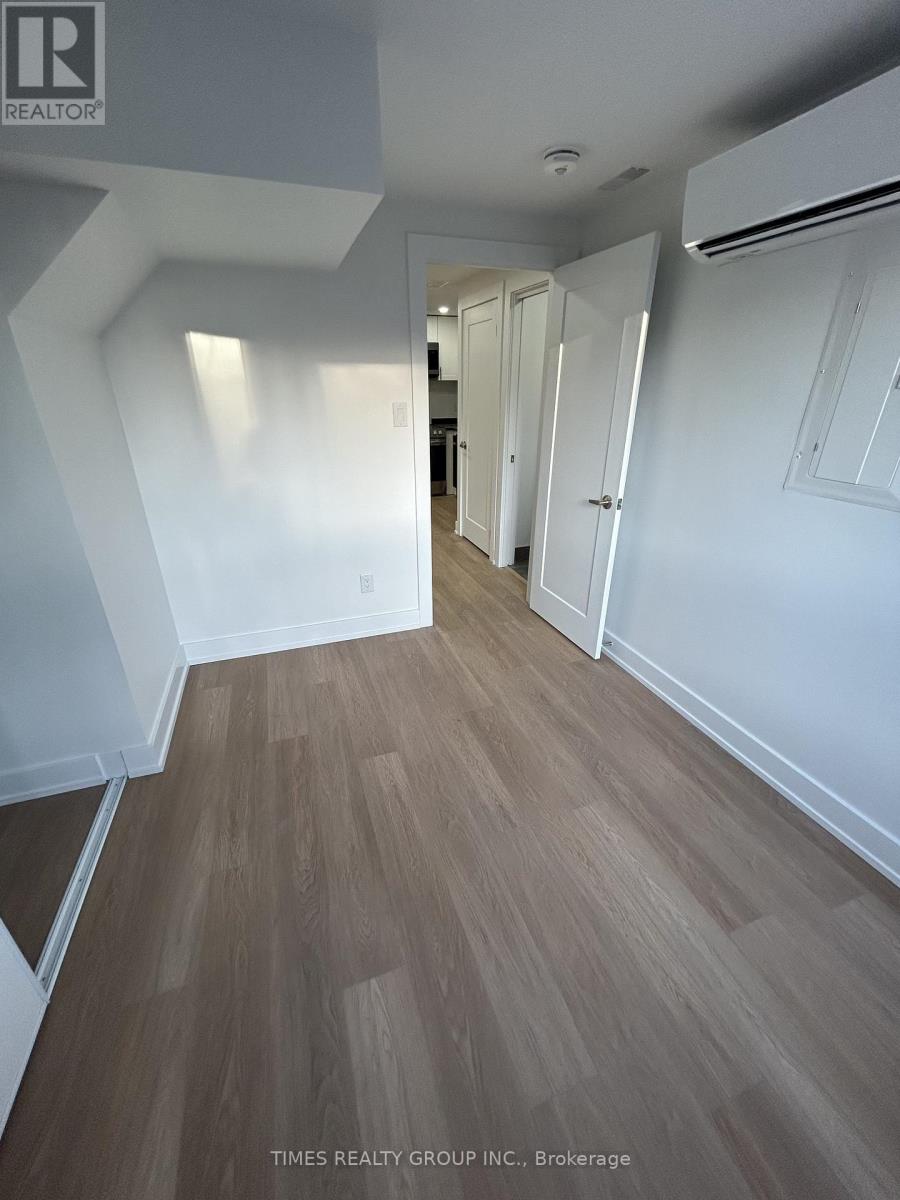3 - 137 Curzon Street, Toronto, Ontario  M4M 3B6 - Photo 10 - E13106262