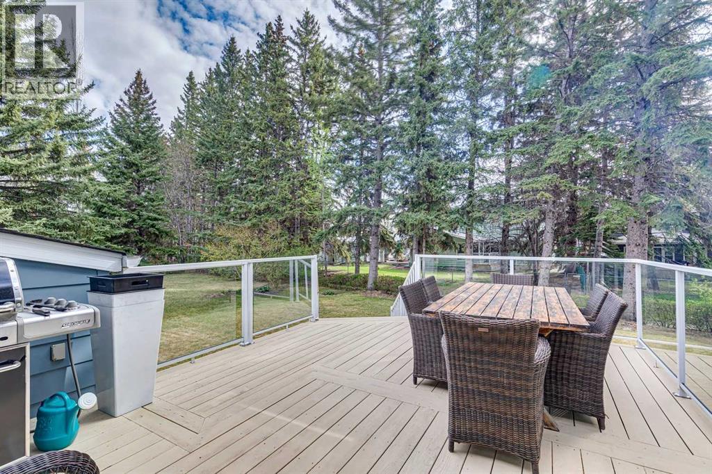 6718 Legare Drive SW, Calgary, Alberta  T3E 6H2 - Photo 30 - A2310510